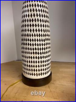 Vtg Mid Century Modern Grooved Bisque Ceramic & Wood Table lamp Artemis Studios