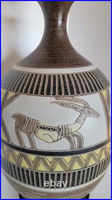 Vtg Mid Century Modern Hieroglyph Animals Brown Yellow Ceramic Table Lamp