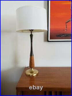 Vtg Mid Century Modern Teak wood & Brass Table Lamp 29