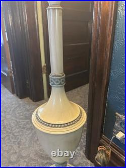 Vtg Rembrandt (labeled) Grecian Style Metal MCM Torchiere Table Lamp 37
