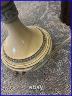 Vtg Rembrandt (labeled) Grecian Style Metal MCM Torchiere Table Lamp 37