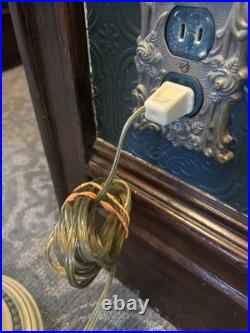 Vtg Rembrandt (labeled) Grecian Style Metal MCM Torchiere Table Lamp 37