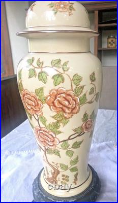 Vtg handpainted Floral lamp 20.5 tall